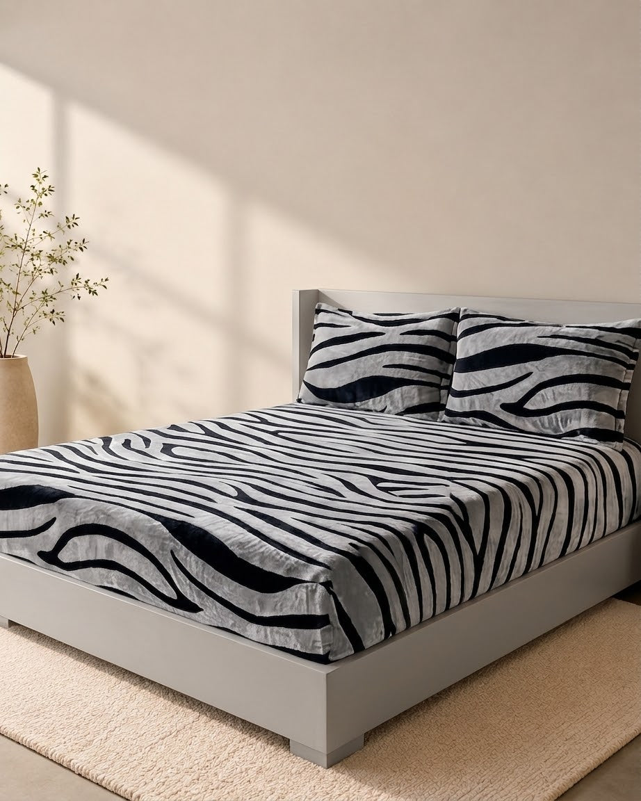 ملاية سرير باللاستيك ZEBRA