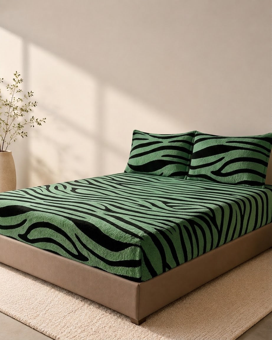 ملاية سرير باللاستيك ZEBRA
